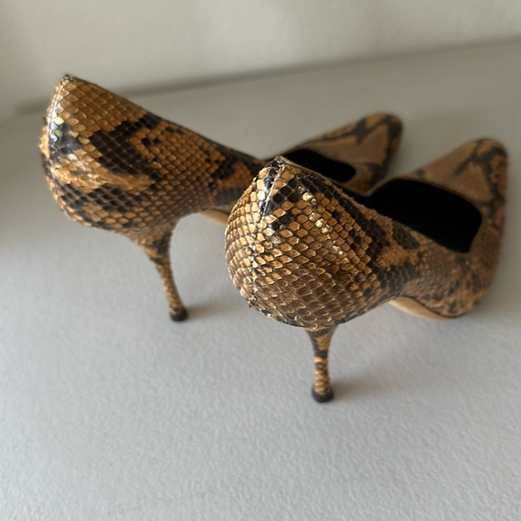 Saint Laurent Snakeskin Animal Print Pumps - Picture 2 of 11